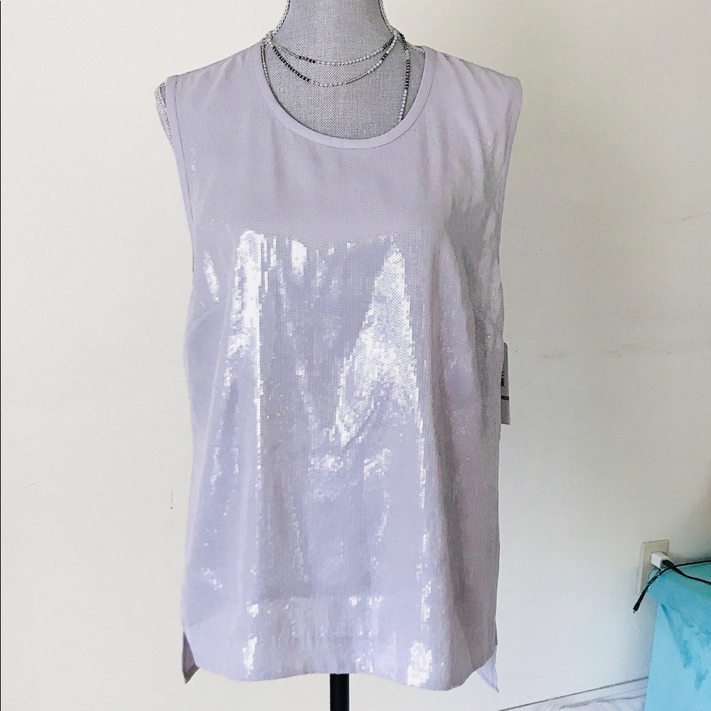 HP🎉 Beautiful Laundry Sequin Tank - Picture 2 of 5